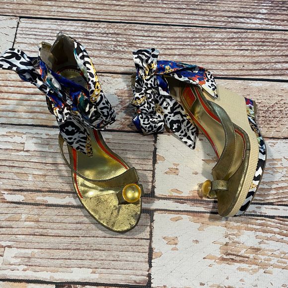Carlos Falchi Shoes - Falchi wrap wedge sandals